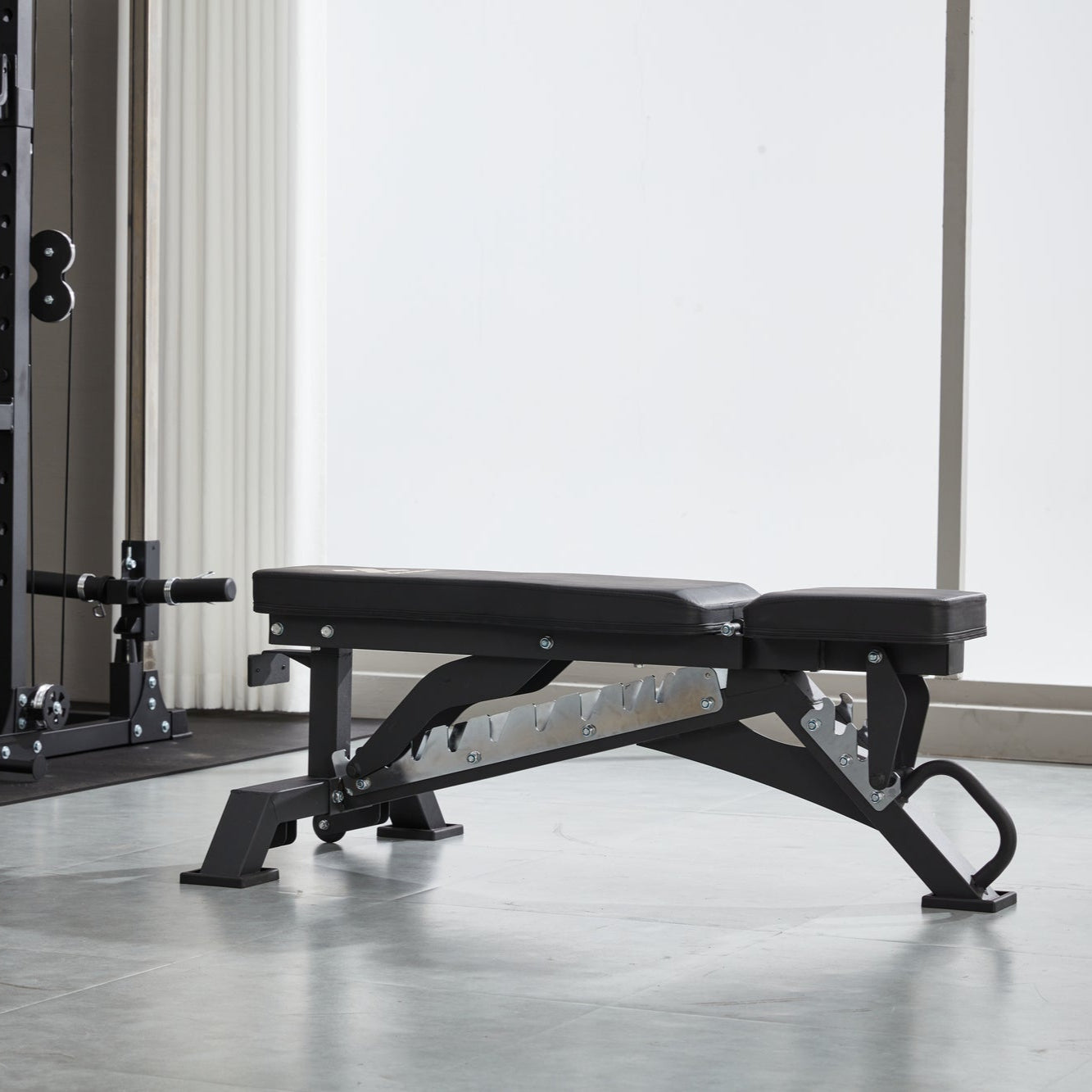 Adjustable Weight Bench