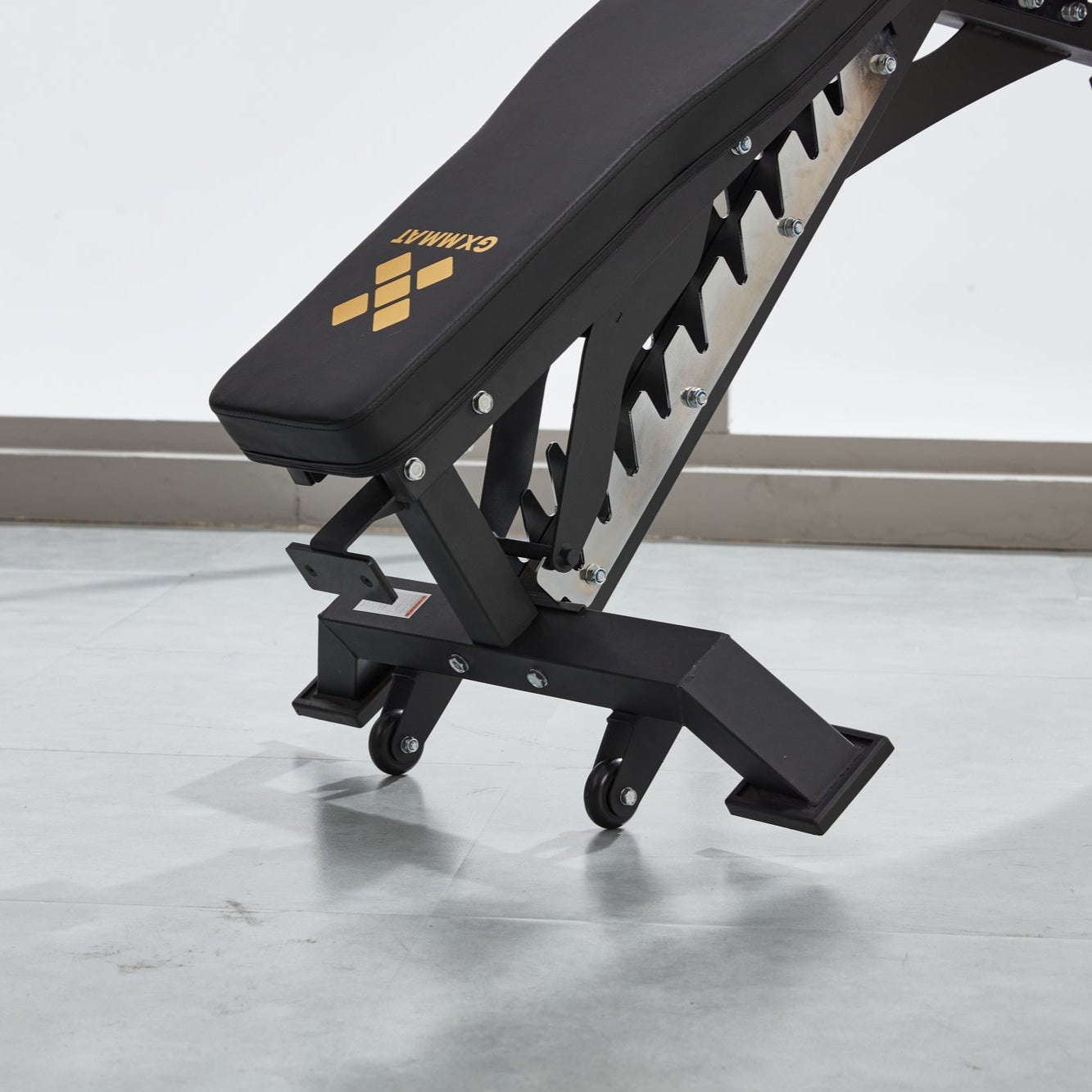 Adjustable Weight Bench