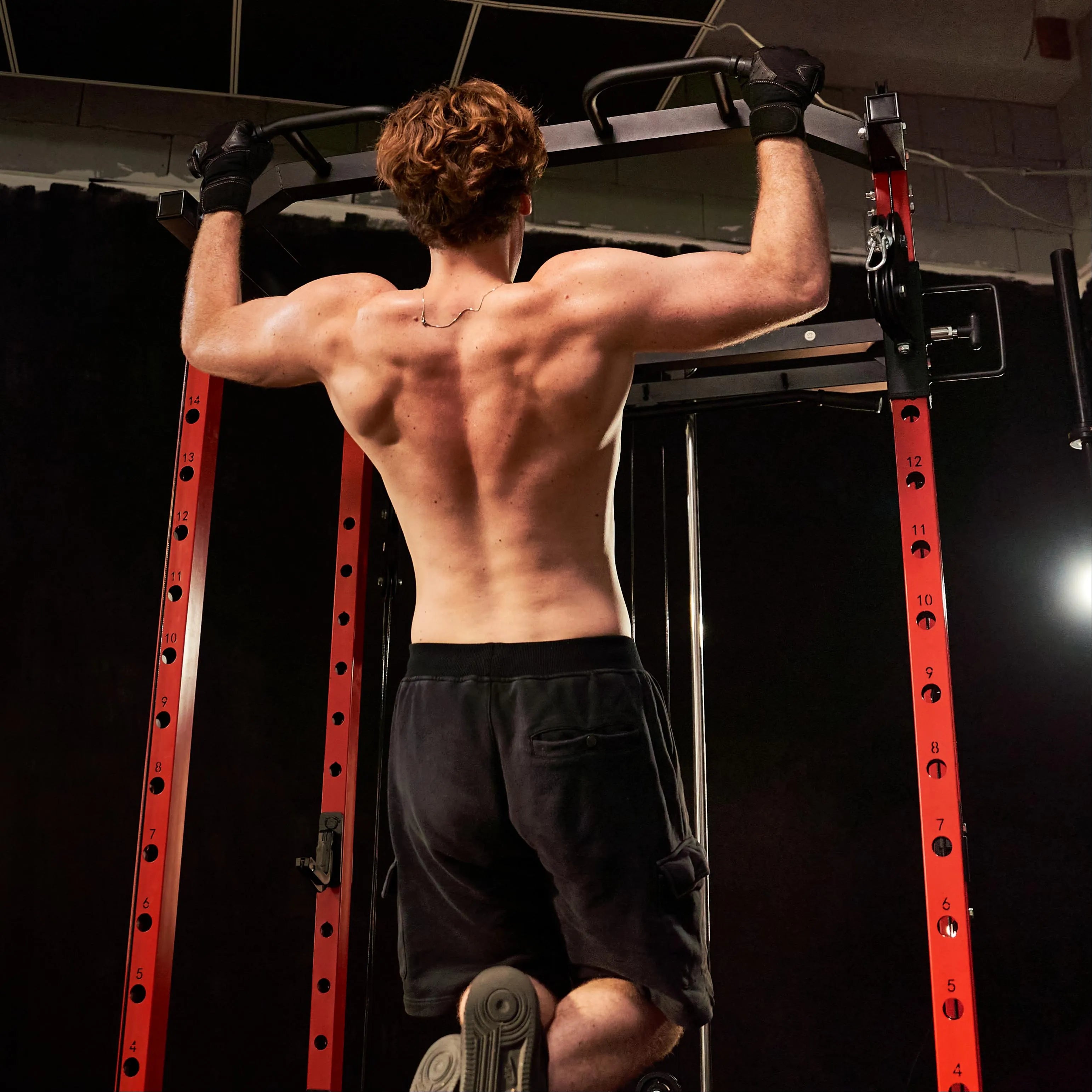 Pull_Up_with_GXMMAT_V6_Power_Rack